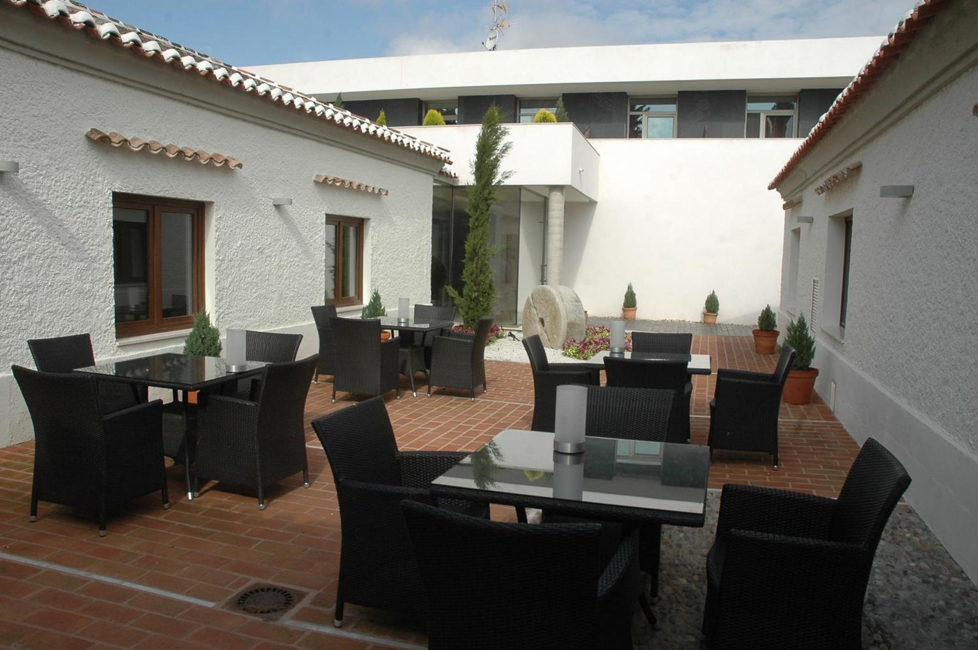 Hotel & Spa La Salve Torrijos Extérieur photo