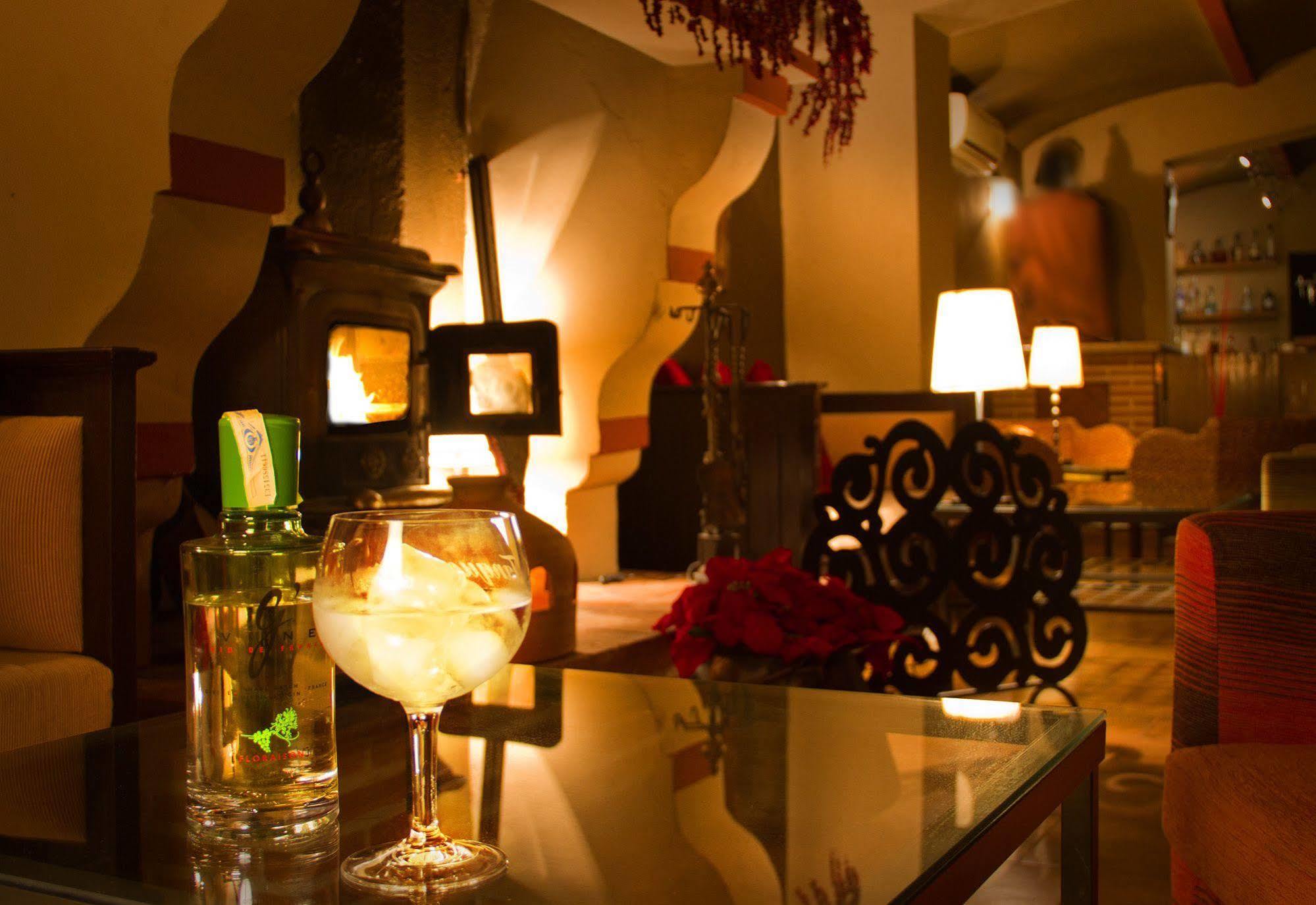 Hotel & Spa La Salve Torrijos Extérieur photo
